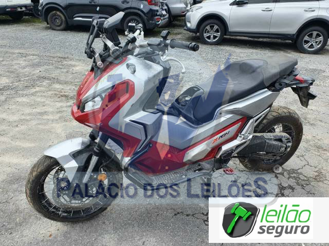 LOTE 004 X-ADV 750 DCT