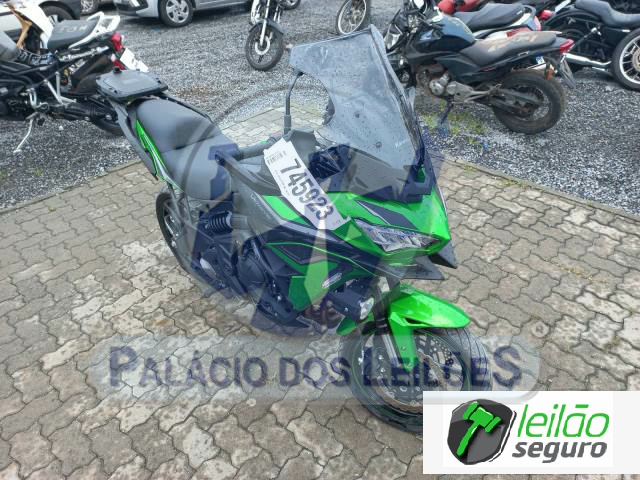 LOTE 006 /  KAWASAKI VERSYS 650 TOURER