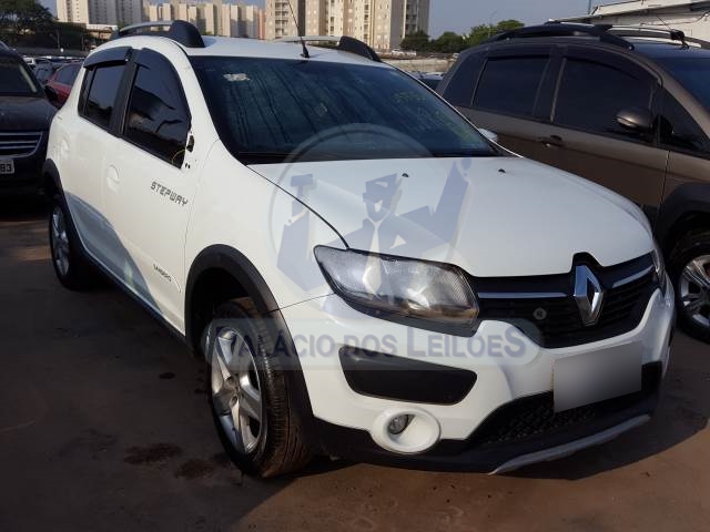 LOTE 018 - Renault Sandero Stepway 1.6 16V SCe 2018